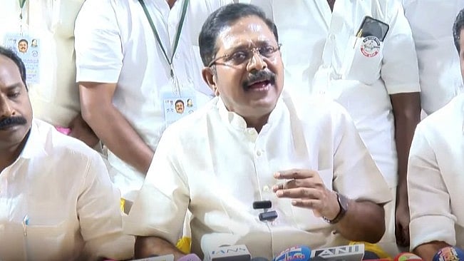 ``எடப்பாடி தலைமையை ஏற்க முடியாது; அது தற்கொலைக்கு சமம்'' – தொடர்ந்து விமர்சிக்கும் டிடிவி தினகரன்