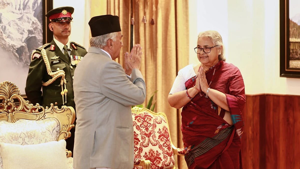 நேபாளத்தின் இடைக்காலப் பிரதமராகப் பொறுப்பேற்ற சுசீலா கார்கி - அடுத்த நாடாளுமன்றத் தேர்தல் எப்போது?