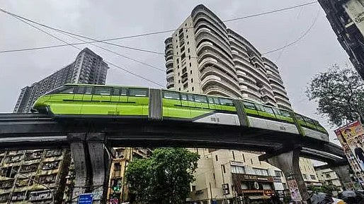 Mumbai Monorail: ``சேவையை மேம்படுத்த தற்காலிகமாக மோனோ ரயிலை நிறுத்துகிறோம்'' - மஹாராஷ்டிரா அரசு