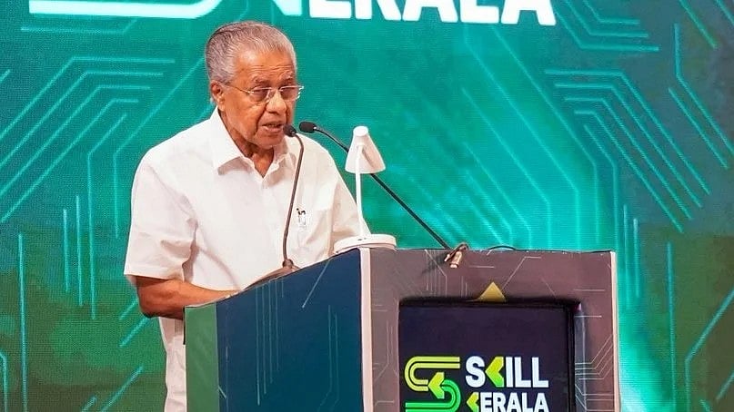 ``சமூக அநீதிகளுக்கு எதிரான இடைவிடாத போராட்டம்'' - தந்தை பெரியார் குறித்து பினராயி விஜயன்