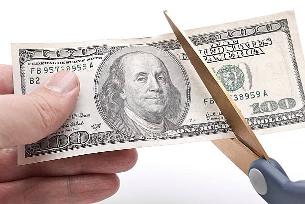 America: வட்டியை 0.25% குறைத்த அமெரிக்க ஃபெடரல் வங்கி; இன்னும் குறையலாம்! - ஏன் இத்தனை குறைப்புகள்?