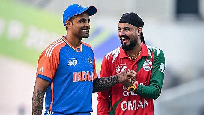 ஆசிய கோப்பை: டஃப் கொடுத்த ஓமன்; 21 ரன் வித்தியாசத்தில் வெற்றியை அள்ளிய இந்திய அணி!