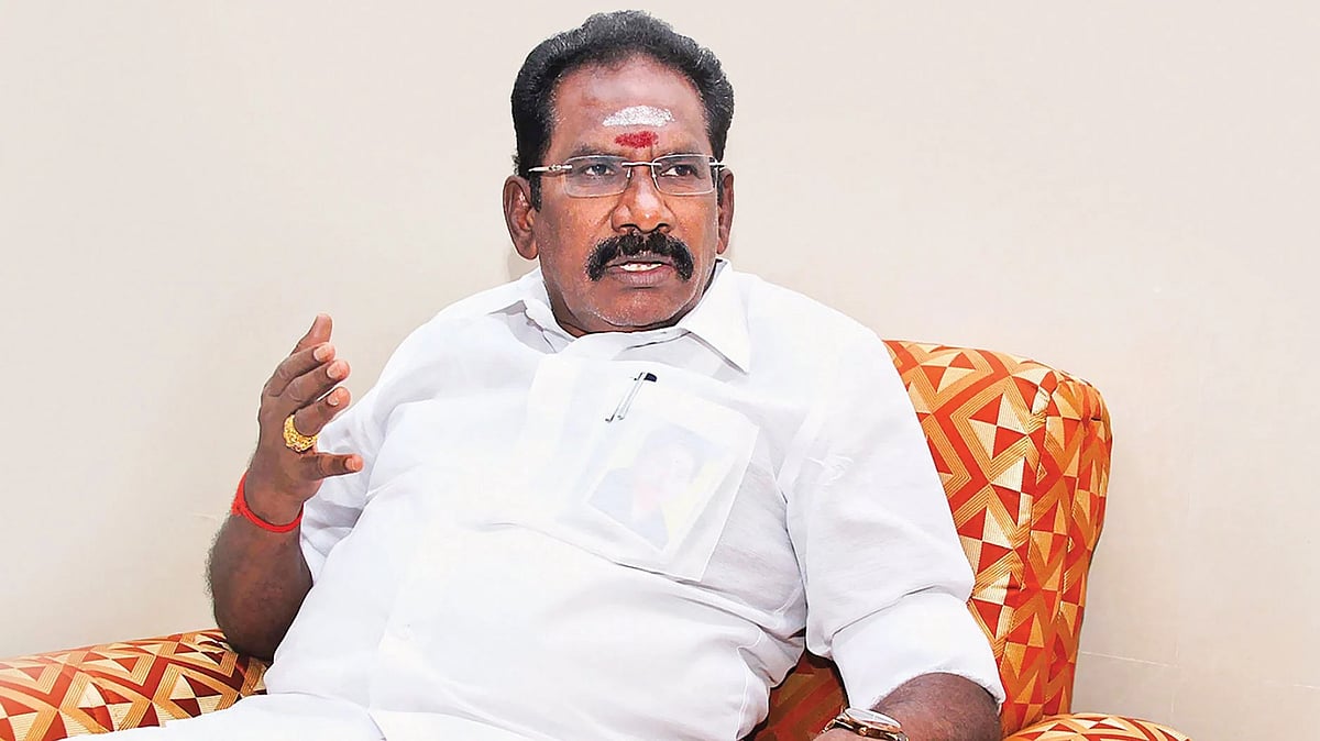 'சிரஞ்சீவி, சிவாஜிக்குக் கூடாத கூட்டமா விஜய்க்கு கூடுது? இதெல்லாம்'-  செல்லூர் ராஜு 