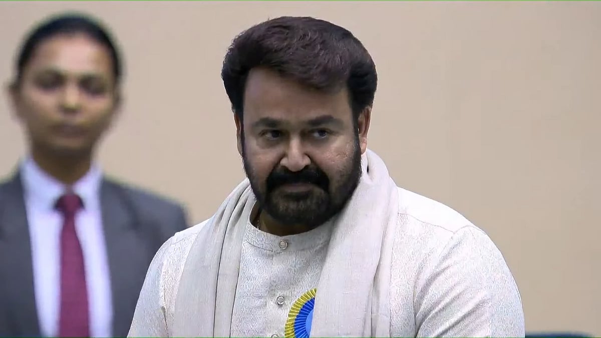 71st National Awards: மோகன் லால், ஷாருக் கான், ஊர்வசி - தேசிய விருது விழாவில் பிரபலங்கள்|Photo Album