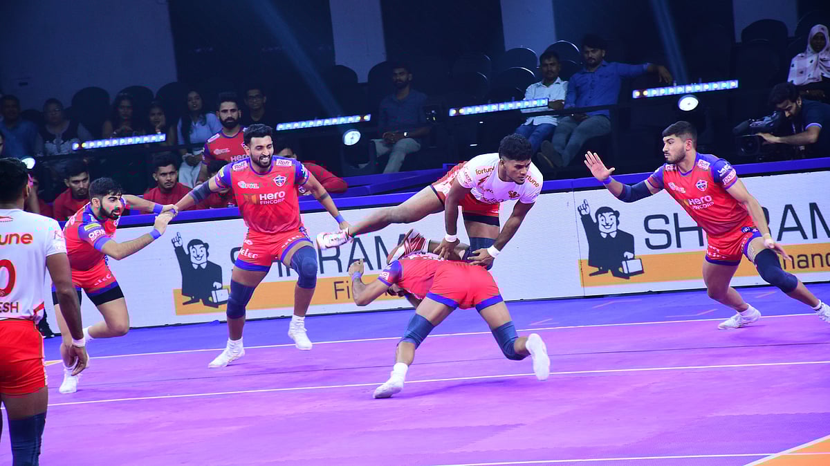 சென்னையில் நடைபெற்ற புரோ கபடி லீக் 12-வது சீசன்| Prokabaddi Season12 - Photo Album