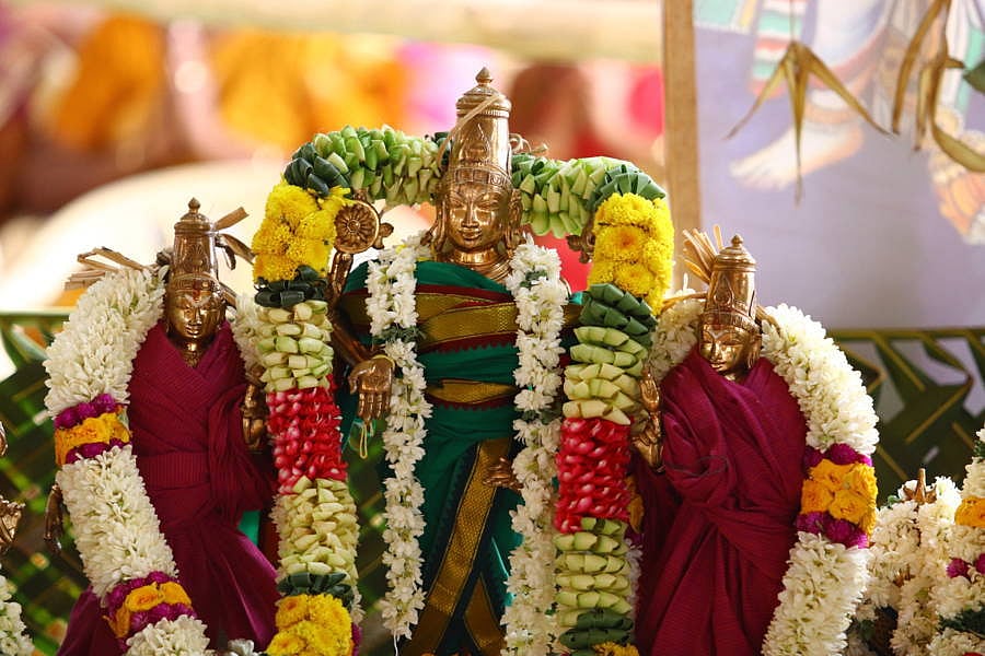 `உற்சாக வாழ்வு பெற உடுமலை திருப்பதிக்கு வாங்க' திருவிளக்கு பூஜை ஸ்பெஷல்! அனுமதி இலவசம்