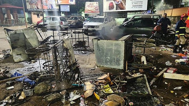 500 ஆண்டுகளாக நடக்கும் துர்கா பூஜை: கலவரக் காடாக மாறிய ஒடிசா நகரம்; இணைய முடக்கம் - என்ன நடந்தது?