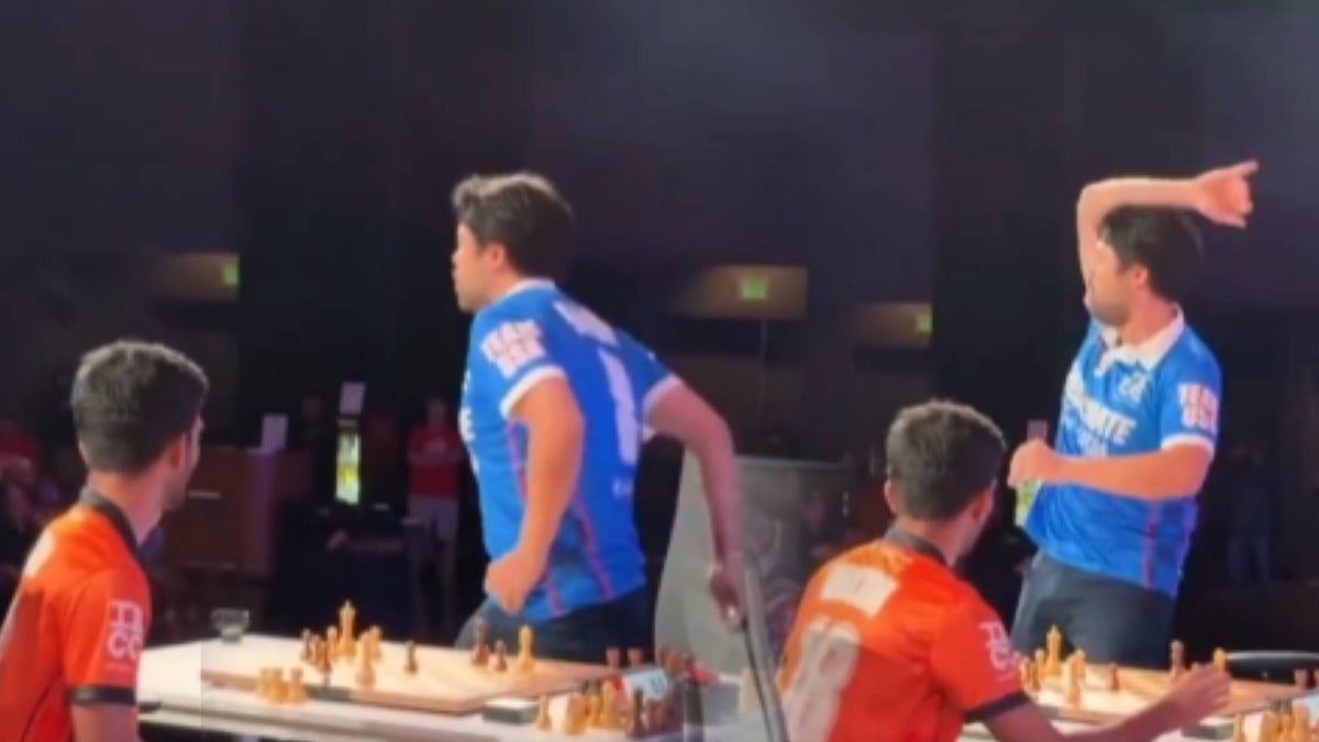 குகேஷுக்கு அமெரிக்க வீரர் செய்தது சரியா? வைரல் வீடியோவின் பின்னணி