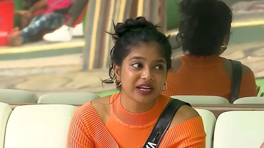 BB Tamil 9: 'என்ன  மன்னிச்சுடுங்க' - கனியிடம் மன்னிப்பு கேட்ட விஜே பார்வதி