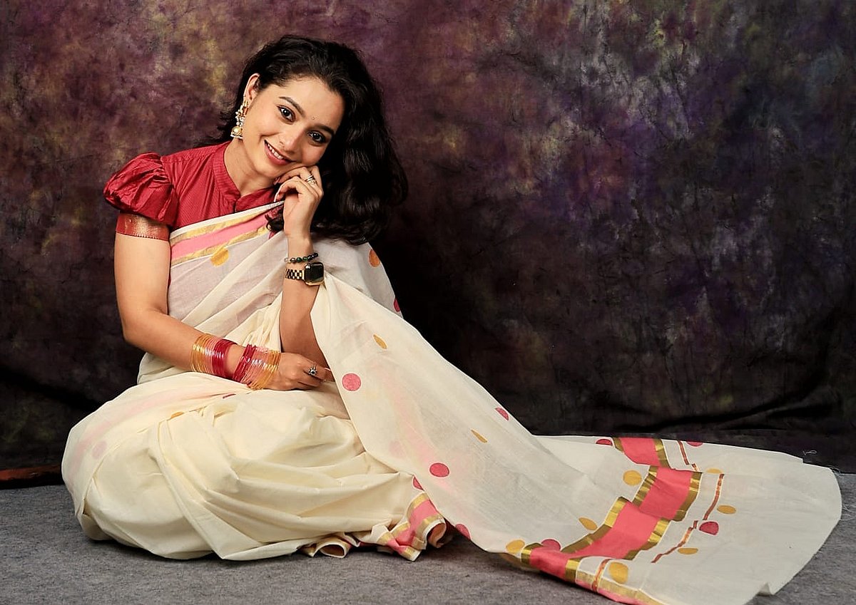 Sushma Nair: 'உள்ளம் கேட்குமே' சீரியல் நடிகை சுஷ்மா  நாயர் லேட்டஸ்ட் க்ளிக்ஸ்| Photo Album 