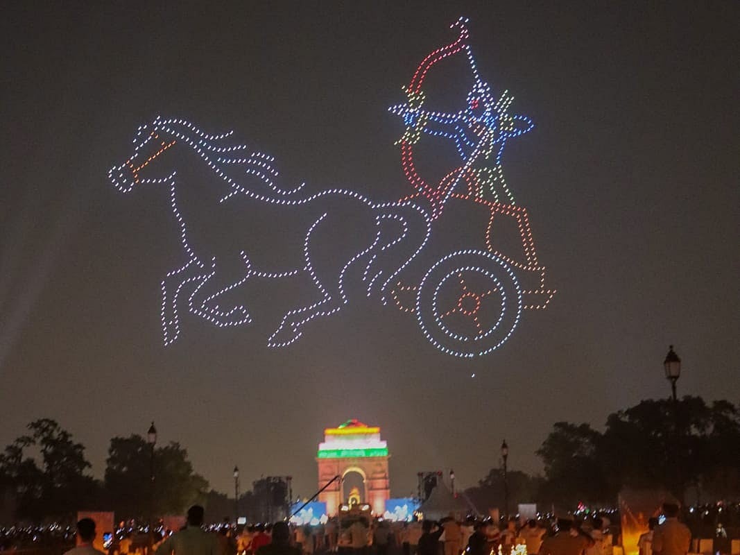 தீபாவளியை முன்னிட்டு டெல்லியில் ராமாயணத்தை விளக்கும் ட்ரோன் ஷோ
