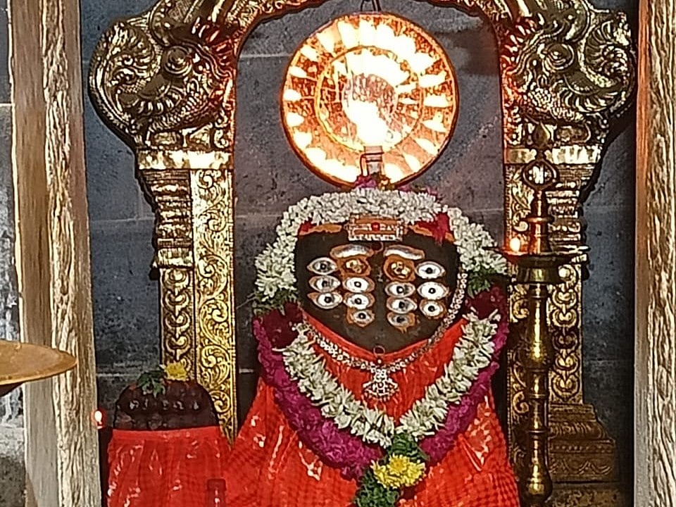 `மனம்போல வாழ்வு பெற நிலக்கோட்டை அம்மையநாயக்கனூர் மாரி அருள்வாள்' திருவிளக்கு பூஜை; அனுமதி இலவசம்