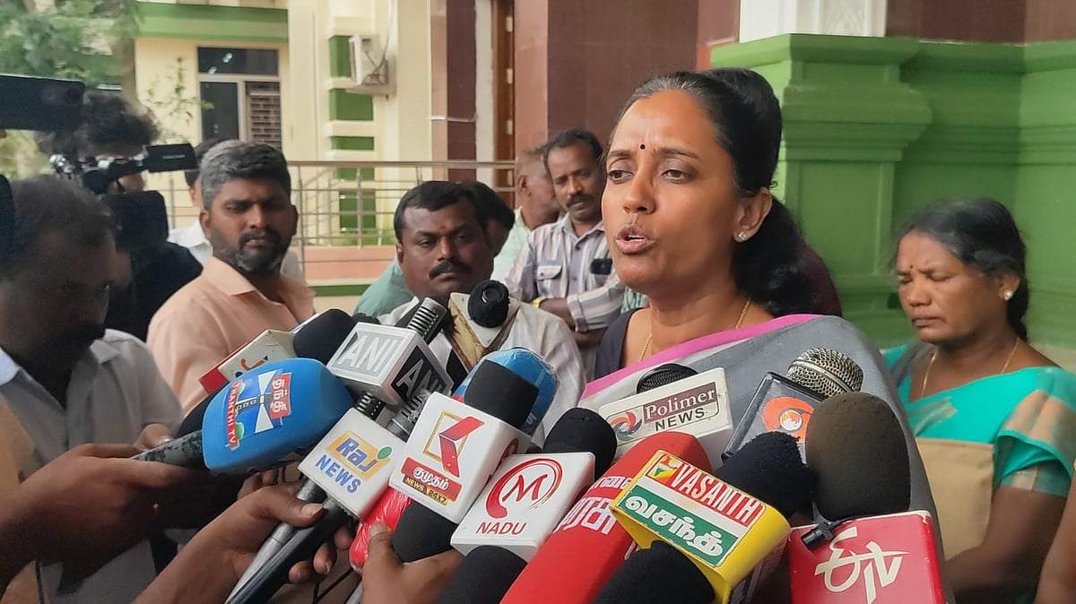 'இந்தியா ஒரு காலனி அல்ல'-  அமெரிக்காவுடனான வரி ஒப்பந்தம் குறித்து ஜோதிமணி விமர்சனம்  