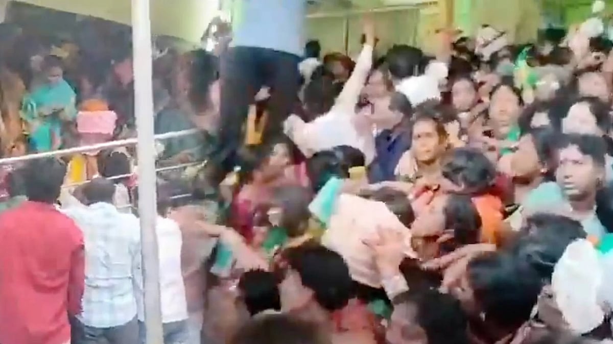 ஆந்திரா கோயிலில் ஏகாதசி கூட்ட நெரிசல்: 10 பேர் பலி; பிரதமர், ஆந்திர முதல்வர் வருத்தம்!