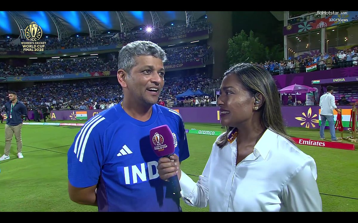 'இந்த பொண்ணுங்க அவ்வளவு உழைச்சிருக்காங்க!' - உருகும் இந்திய அணியின் பயிற்சியாளர் அமோல் மஜூம்தார்