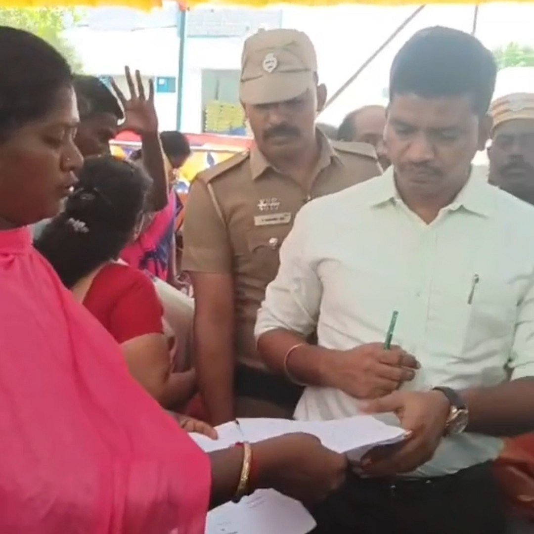 உங்களுடன் ஸ்டாலின்: சிவகாசியில் அரசு நிலம் ஆக்கிரமிப்பு? ஆட்சியரிடம் ஆவேசப்பட்ட பெண்; பின்னணி என்ன?