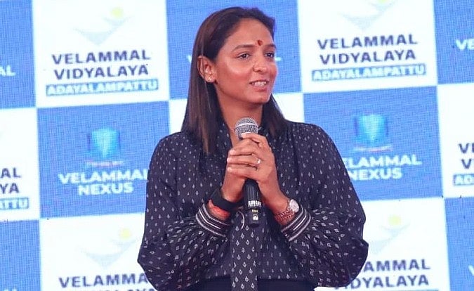 Harmanpreet Kaur: தமிழகம் வந்த இந்திய மகளிர் அணி கேப்டன் ஹர்மன்ப்ரீத் கவுர்|Photo Album 