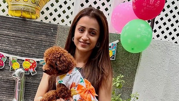 ``IZZYக்கு பிறந்த நாள்'' - கேக் வெட்டிக் கொண்டாடிய நடிகை திரிஷா | Photo Album