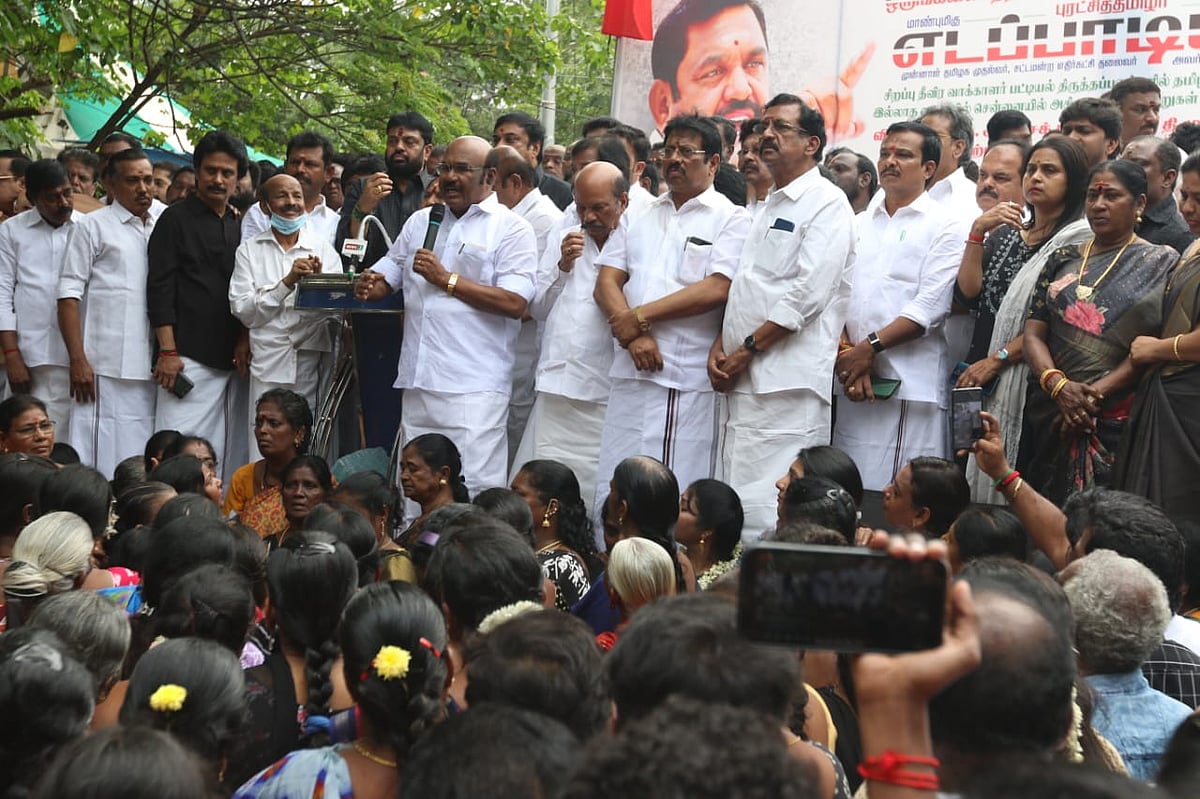 ADMK : ''கள்ள ஓட்டுப் போடுவதில் திமுகதான் Expert!' - ஜெயக்குமார் கடும் தாக்கு