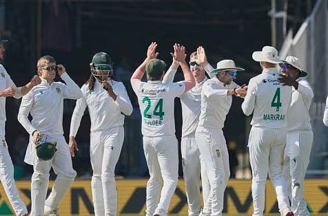IND v SA: `25 ஆண்டுகளுக்குப் பின்.!' - இந்திய மண்ணில் டெஸ்ட் தொடரை வென்ற தென்னாப்பிரிக்கா