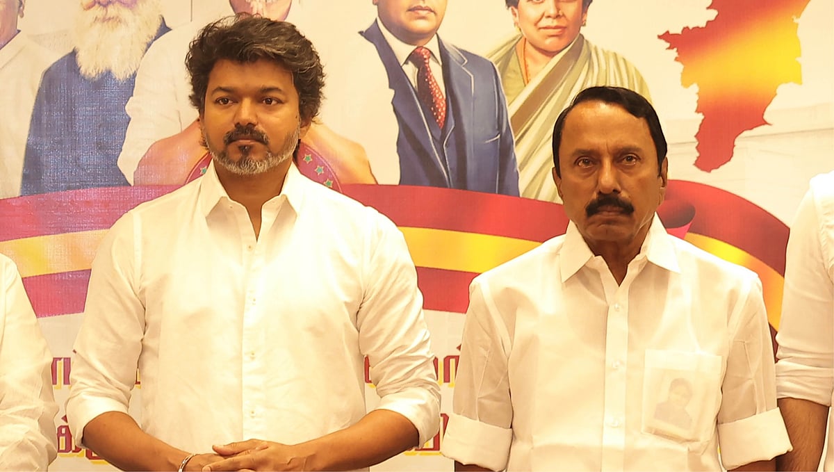 ’'அவங்களுக்கு ஓட்டே இருக்காதே' ; அன்று விஜய் ரசிகர்களை அலற விட்ட செங்கோட்டையன்!’ – நாஞ்சில் அன்பழகன்