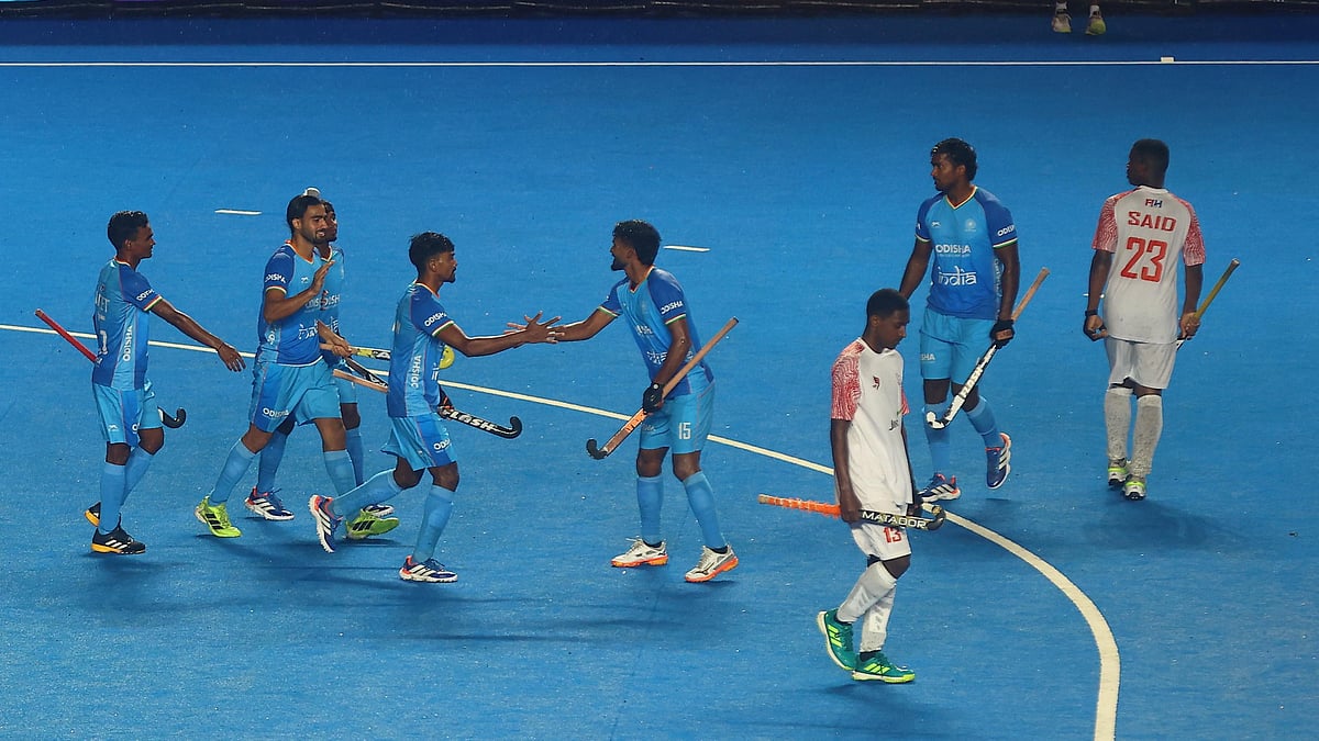 Hockey Men's Junior WC 2025: ஓமன் அணியை ரவுண்டு கட்டிய இந்திய வீரர்கள்; 17 - 0 என அபரா வெற்றி!