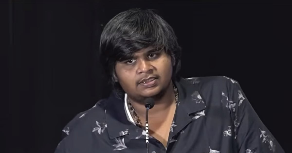 Dorothy: "சிலர் படம் பார்க்காமல் தேவையில்லாத விவாதங்களைக் கிளப்பிவிடுறாங்க.!"- கார்த்திக் சுப்புராஜ்