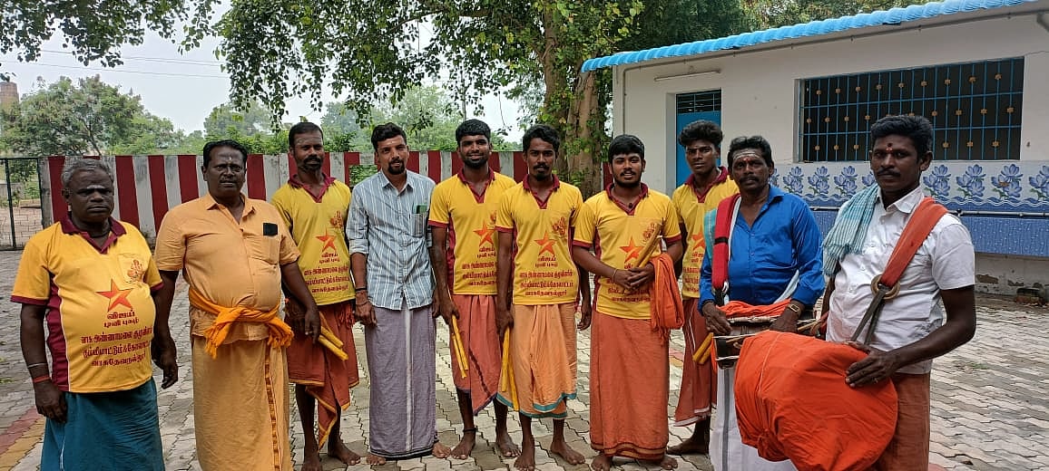 'ஊரூரா கும்மிப்பாடிட்டு அலையிதன்னு கேவலமா பேசுனாங்க' - கலக்கும் வாசுதேவநல்லூர் கும்மிப்பாட்டு குழு! 