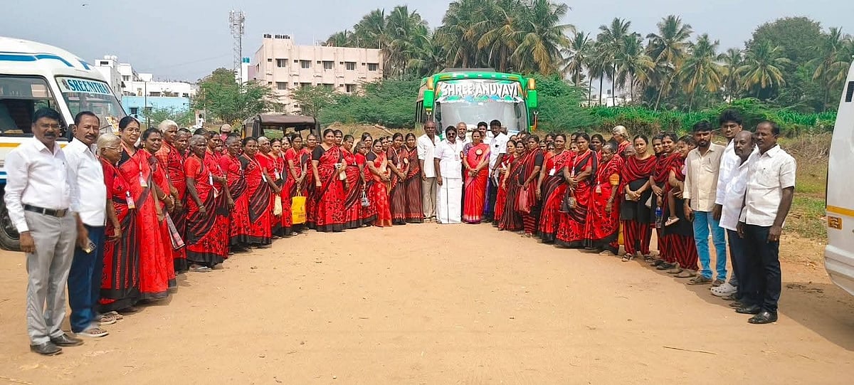 பல்லடம்: 1.5 லட்சம் பெண்கள்... கறுப்பு, சிவப்பு டிரெஸ் கோடு; செ.பா-வின் மகளிர் மாநாடு ஏற்பாடுகள்!