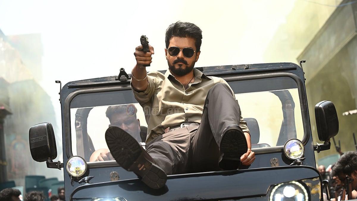 Vijay: 'காதலுக்கு மரியாதை டு ஜனநாயகன்'; விஜய்யின் ரீமேக் படங்கள்  & ரீமேக் செய்யப்பட்ட விஜய் படங்கள்