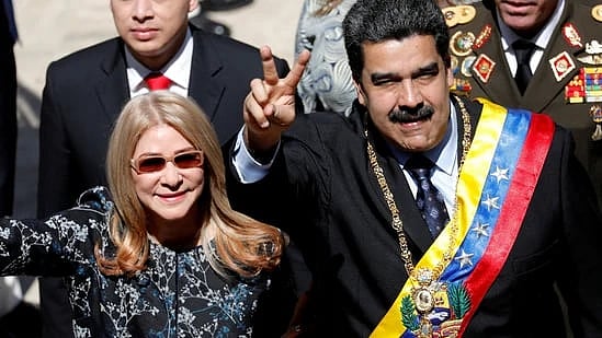 Maduro: புட்டபர்த்தி சத்ய சாய்பாபாவின் பக்தர்; இந்தியாவுடனான வெனிசுலா அதிபரின் ஆன்மிக தொடர்பு!