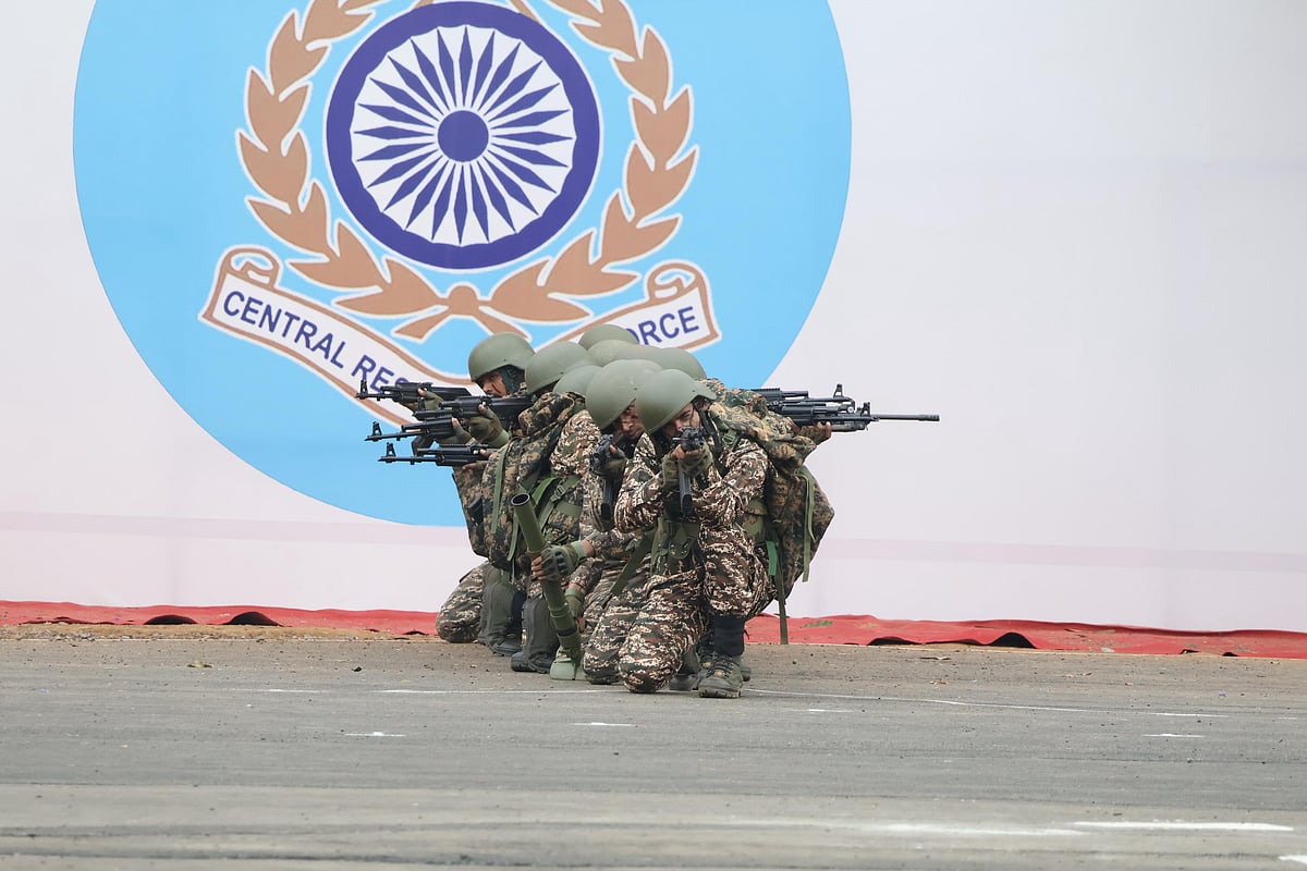 CPRF பயிற்சி மையத்தில் அடிப்படைப் பயிற்சி முடித்த காவலர்களின் அணிவகுப்பு விழா | Photo Album