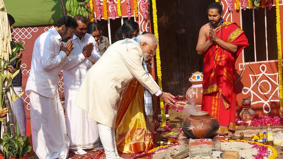 பொங்கலிட்ட மோடி; ஜி.வி பிரகாஷ் இசை நிகழ்ச்சி; பங்கேற்ற பராசக்தி படக்குழு! - டெல்லி பொங்கல் விழா!