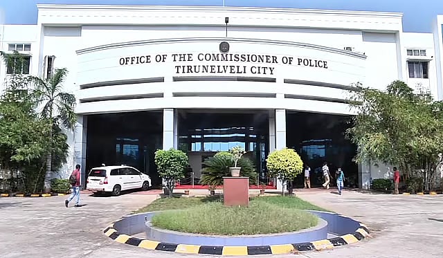 நெல்லை: திடீர் சோதனை...  கள்ளத்துப்பாக்கி வைத்திருந்த 5 பேர் சிக்கியது எப்படி? 