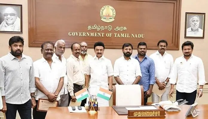 தமிழ் திரைப்பட தயாரிப்பாளர் சங்க தேர்தல்: இரு அணிகள்... ஏராள சுயேச்சைகள் - களத்தில் யார்... யார்?!