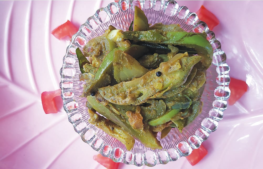 அசைவத்துக்கு சவால் விடும் சைவ ரெசிப்பி: கத்திரிக்காய் (நண்டு) வறுவல்! - வீட்டிலேயே செய்வது எப்படி?