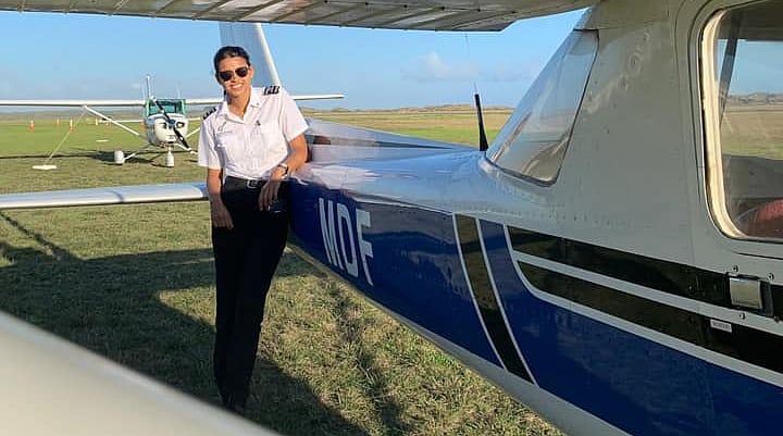 அஜித் பவார்: இளம் பெண் பைலட் சாம்பவி பதக் டு கேப்டன் சுமித் கபூர்! - விமானிகளின் விவரம்!