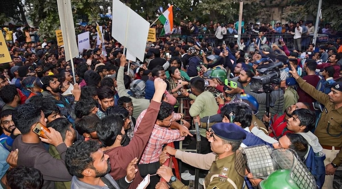 UGC  : `இதில் நீதிமன்றம் தலையிடாவிட்டால்.. புதிய UGC சட்டத்துக்கு இடைக்காலத் தடை!' - உச்ச நீதிமன்றம்