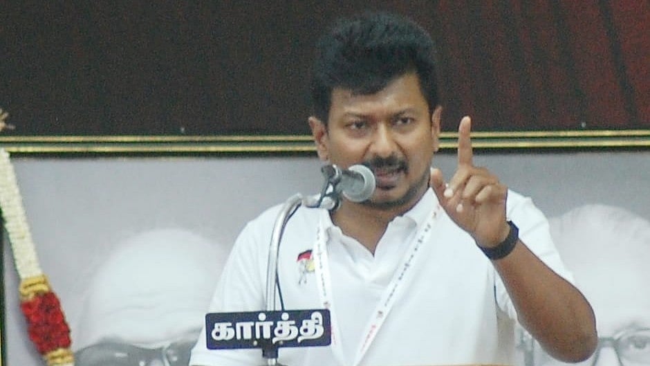 ’முரட்டு பக்தர்கள், முரட்டு தொண்டர்கள்போல முரட்டு அடிமை பழனிசாமி’ -  உதயநிதி ஸ்டாலின் கடும் தாக்கு