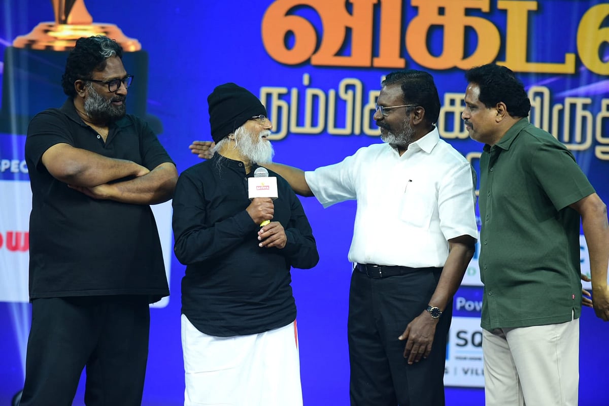 'தோழர்’ என்று அழைத்தாலும், எப்போதுமே திருமா எனக்குத் தலைவராக தெரிகிறார் - 'பெருந்தமிழர் விருது' SVR
