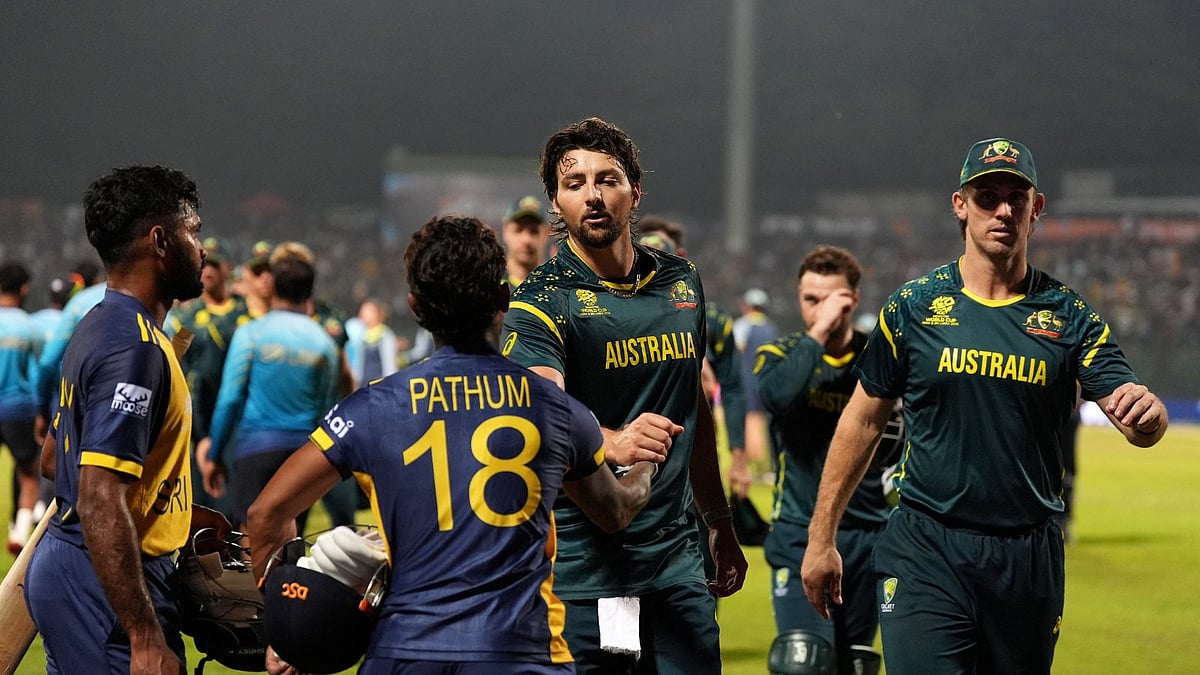 SL vs Aus : ஆஸ்திரேலியாவுக்கு அடி மேல் அடி... முதல் சுற்றோடு வெளியேறுகிறதா?