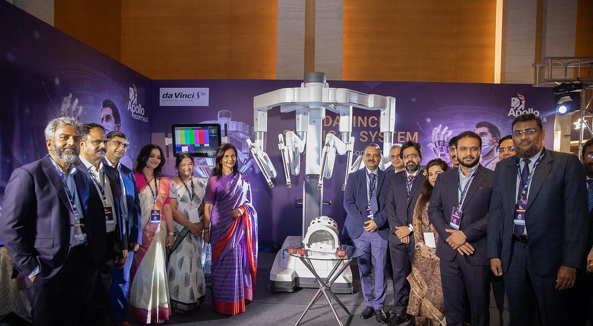 Apollo: 8000 ரோபோடிக் அறுவை சிகிச்சை; வெற்றிகரமாக செய்து சாதனைப் படைத்த அப்போலோ 