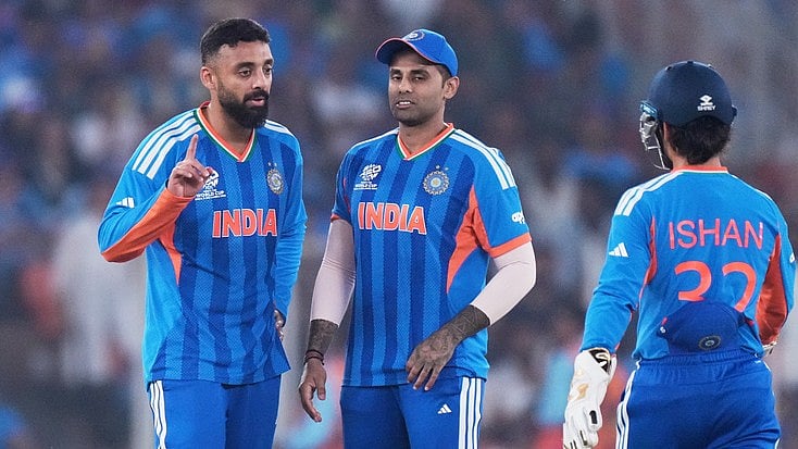 T20 WC: வருண் சக்ரவர்த்தி மாயாஜாலம்: தோல்வியே சந்திக்காத அணியாக சூப்பர் 8-க்குள் நுழைந்த இந்தியா