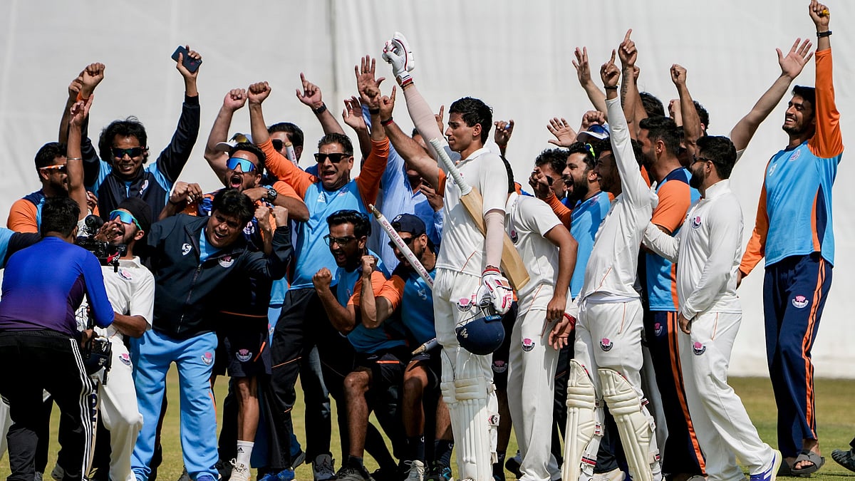 ரஞ்சி கோப்பை: மைதானம் இல்ல; போதிய வசதிகள் இல்ல, ஆனாலும்!- ஃபைனலில் J&K அணி; இலக்கை அடைந்தது எப்படி? 