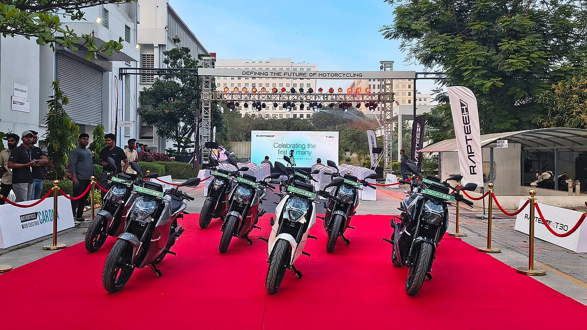 Raptee HV T30: 'கார் பாதி, பைக் பாதி' - ராப்டீ நிறுவனத்தின் HV வாகனம்; சிறப்பம்சங்கள் என்னென்ன?