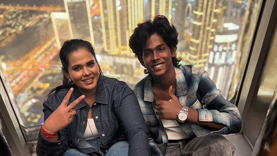 TV Updates: 18 வயசு மகனுக்கு `புர்ஜ் கலீபா' சர்ப்ரைஸ் தந்த தீபா; கை மாறிய கல்பனா ஹவுஸ்!