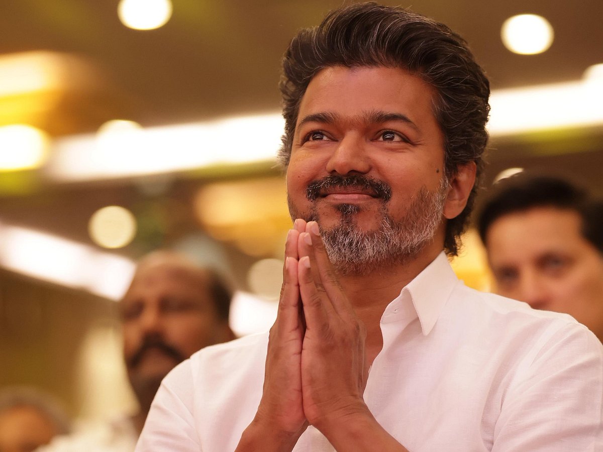 TVK: 'பெண்களுக்கு மாதம் ரூ.2500 மதிப்புமிகு மகளிர் திட்டம்' - விஜய்யின் தேர்தல் அறிக்கை!