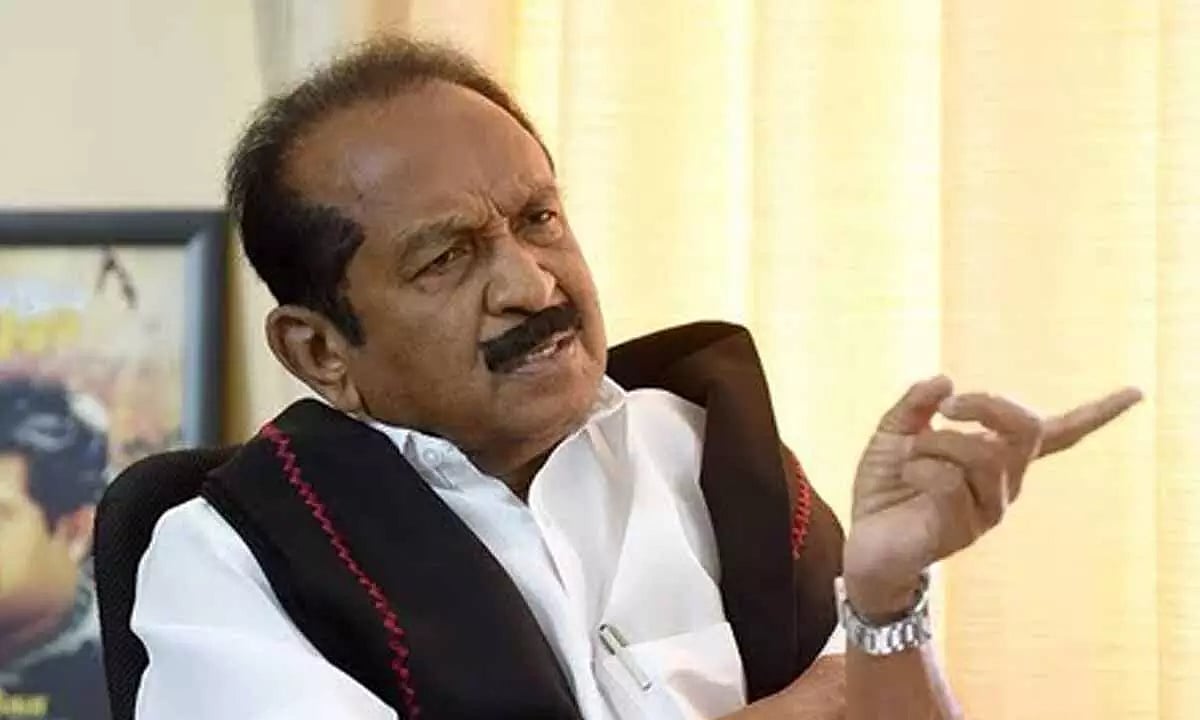 கோவில்பட்டி: `யார் யாரோடு கூட்டணி சேர்ந்தாலும் சரி, திமுக கூட்டணி வெற்றி பெறுவது உறுதி!' - வைகோ