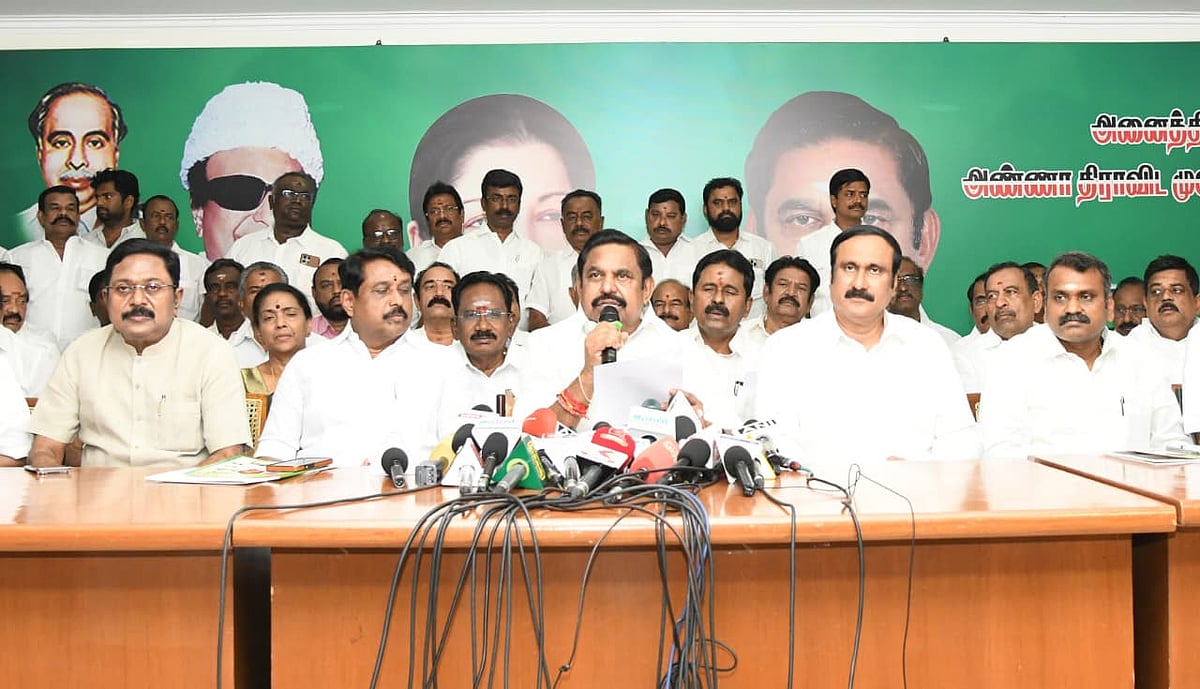 ` 13 திமுக அமைச்சர்கள், சபாநாயகர் தொகுதிகளில் கூட்டணிக் கட்சிகள்' - எடப்பாடியின் அடடே மூவ்!