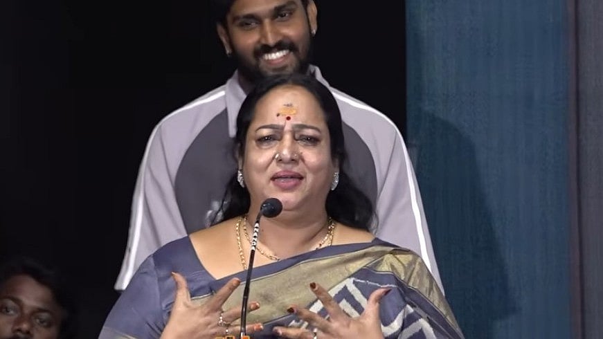 ``என் ஆதர்ச இயக்குநர் டி.ஆர்-க்கு பக்கத்தில் இருக்கிறார் கென்!